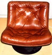 artifortF976 na (27K)